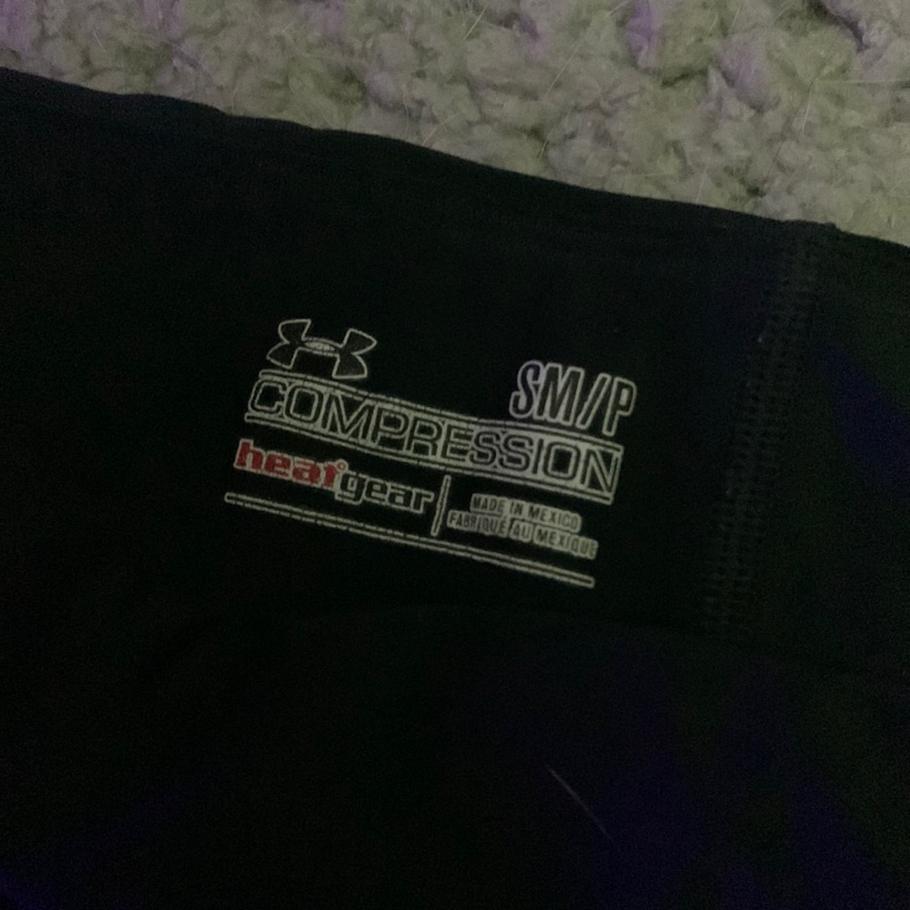 Under armor compression leggings heat gear size SM/P